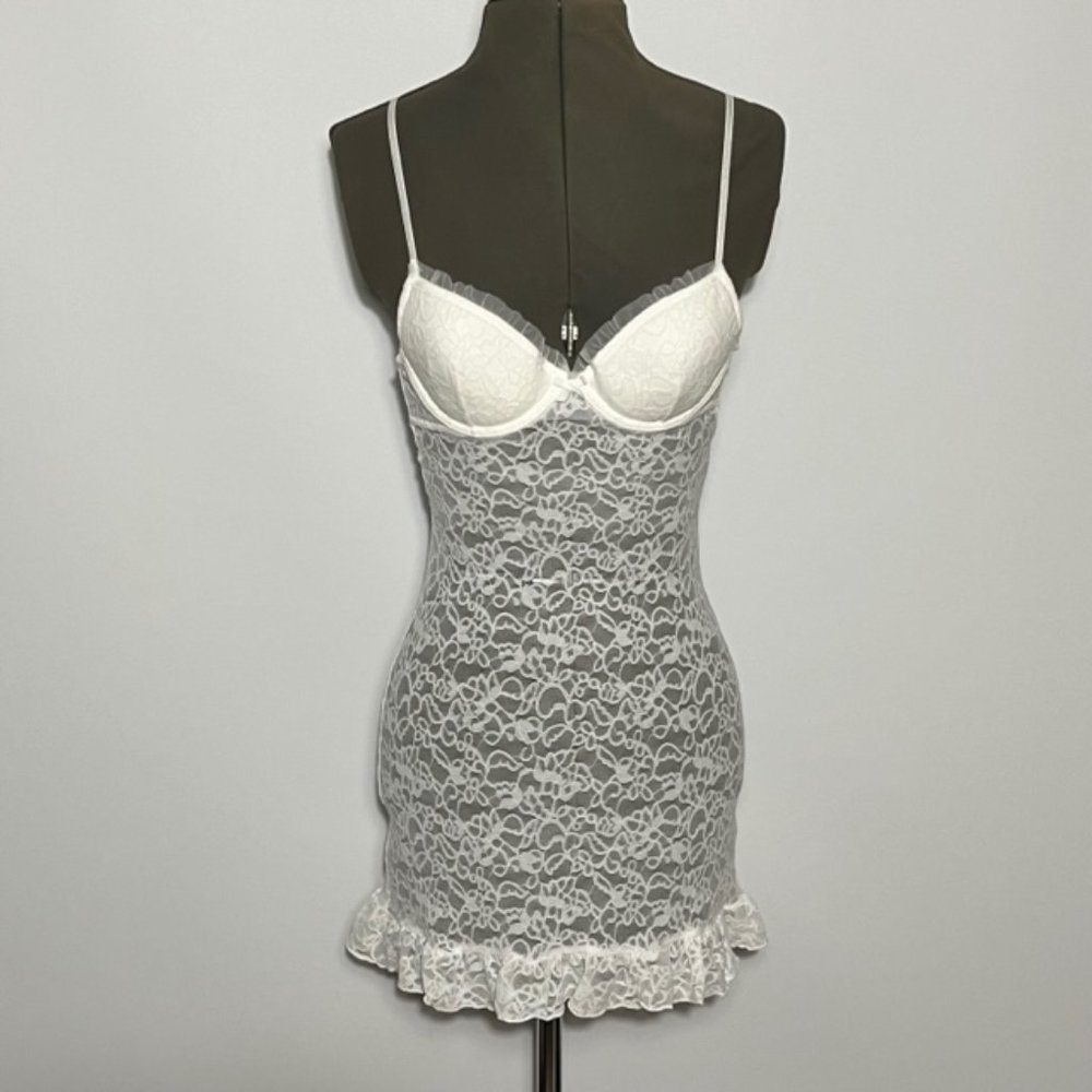 VICTORIA'S SECRET White "The Lacie" Lingerie Size S/P NWOT - Picture 2 of 16